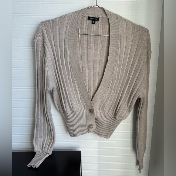 Dynamite cropped 2 button cardigan - Picture 1 of 4